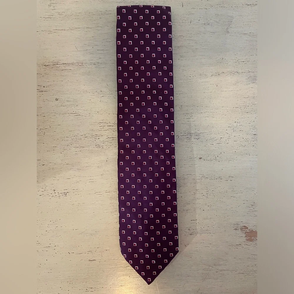 Paul‎ Stuart Made in Italy Square Print Woven Silk Tie in Burgundy (Multi) $195